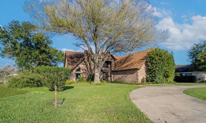 Rancho Viejo House | Slice of Paradise: Home in Rancho Viejo, TX