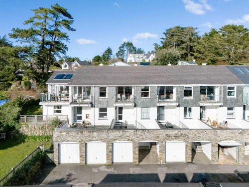 Rock House | Slipway 14
