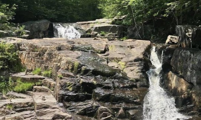 Campton House | slumber land camp site