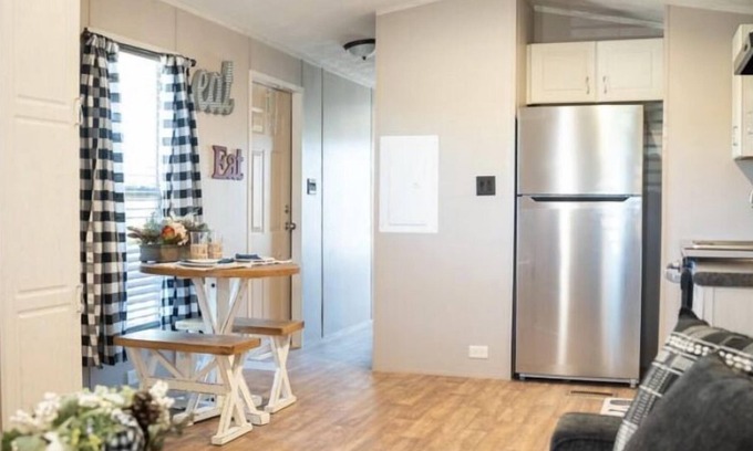 Miller Grove Cabin | Small cottage style cabin