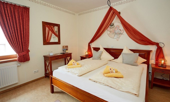 Neroth Apartment | Small double room - Spa and Wellness Hotel am Eifelsteig*