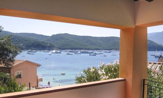 Scaglieri Villa | Small Villa on the sea with garden for the perfect holiday
