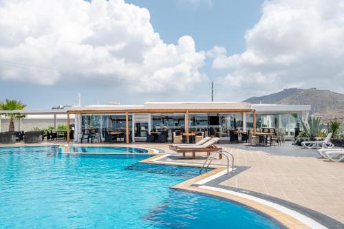 Pyrgos Hotel | Smy Santorini Suites & Villas