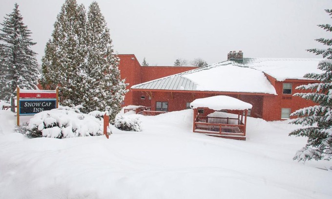 Sunday River Area Hotel | Snow Cap Inn