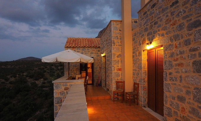 Areopoli House | Sofia Limeni View