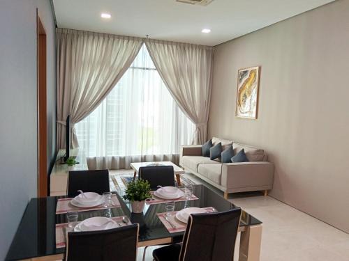 Golden Triangle Apartment | Soho Suites KLCC by Minsha