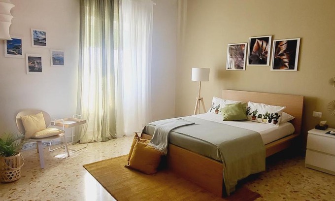 Afragola Apartment | Sole raggiante Lia Darzillo