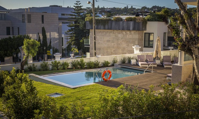 Estoril House | Somewhere Estoril Guesthouse