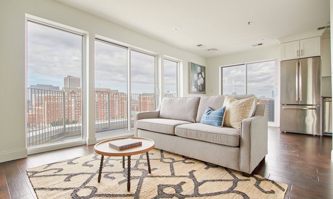 SoNo Apartment | Sonder Baltimore Place | One-Bedroom Apartment w/Balcony