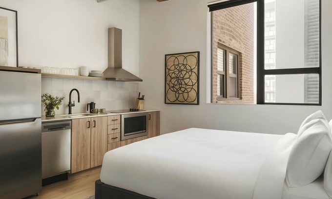 Near West Side Apartment | Sonder by Marriott Bonvoy Market Hall Apartments West Loop