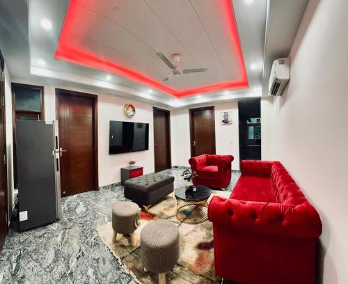 Chhatarpur Apartment | SOQU - South of Qutub 3BHK Luxury Apartments