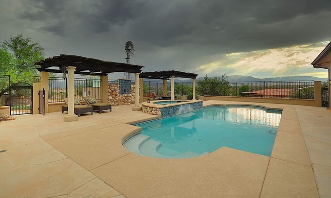 Cornville House | Sorelle Vineyard 5BR by Casago