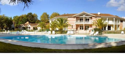 Soulac-sur-Mer Apartment | Soulac-Sur-Mer avec Piscine