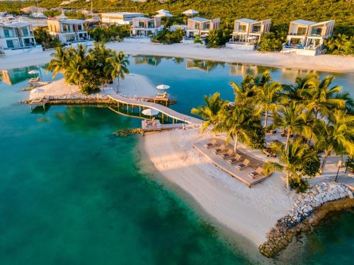 Long Bay Hills Resort | South Bank