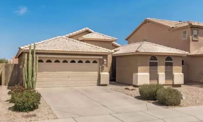 South Mountain House | South Mountain House