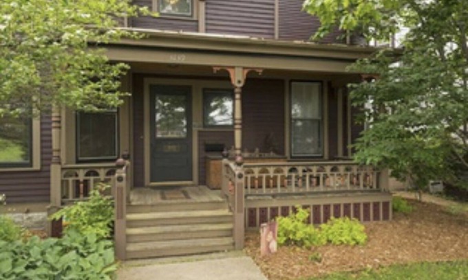Powderhorn House | South Mpls Historic Home