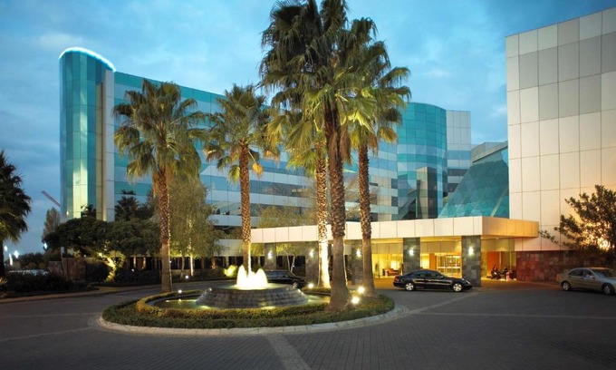 O.R. Tambo Hotel | Southern Sun OR Tambo International Airport