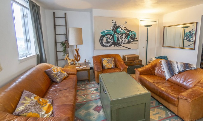 Mount Washington Apartment | Southwest-Chic Apartment | Epic City Views