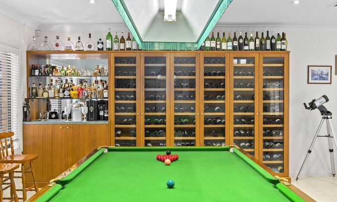 Norwest House | Space, Entertain and Relocate