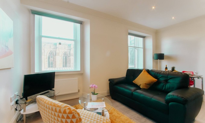 Sheffield City Centre Apartment | Spacesavers