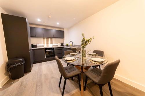 Vauxhall Apartment | Spacious 2 Bedroom Apartment in Liverpool