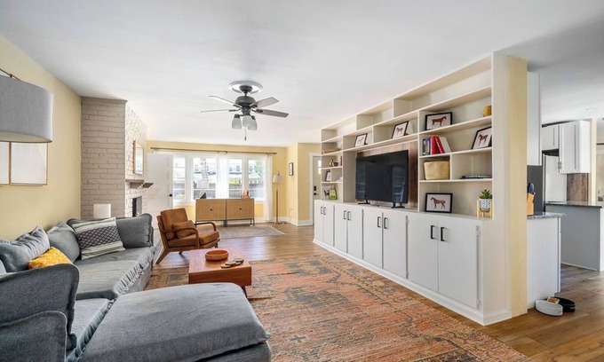 Aiken House | Spacious 3-bed/3-bath home close to Bruce's Field!