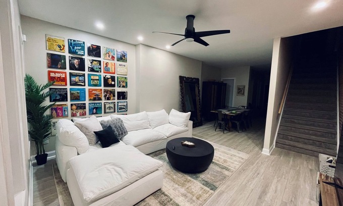 Allentown House | Spacious 4-bedroom townhome in delightful Allentown with AC, WiFi