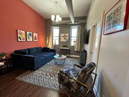 Near South Side Apartment | Spacious 420-Friendly 2BR Retreat Near McCormick Place, Grant Park and Soldier Field
