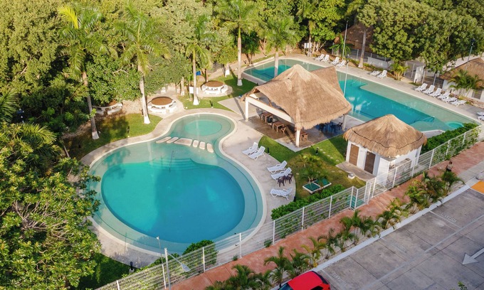 Jacinto Pat House | Spacious 4BR House/3 Floors/Terraces & great Views