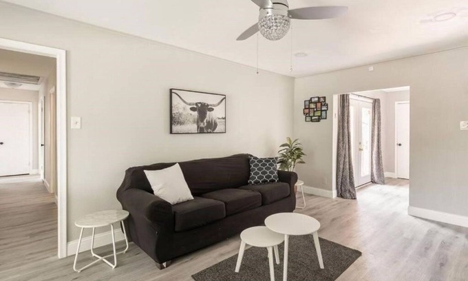 Garland House | Spacious, and centrally Located, 25 minutes from the Center of Downtown Dallas