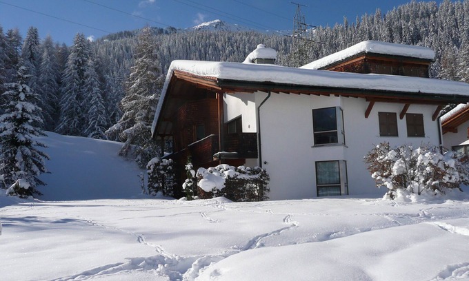 Klosters-Serneus Apartment | Spacious and comfortable alpine apartment in beautiful location