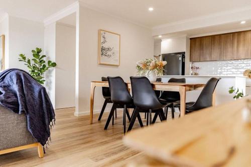 Bicheno House | Spacious and Convenient - Azure Retreat