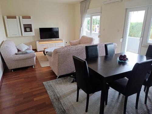 Kastel Kambelovac Apartment | Spacious and Peaceful Apartment Rosemary