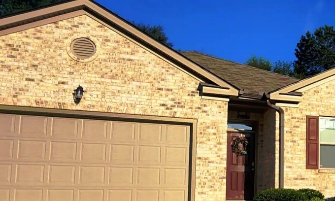 Union City House | Spacious Atlanta Beauty minutes from the airport.