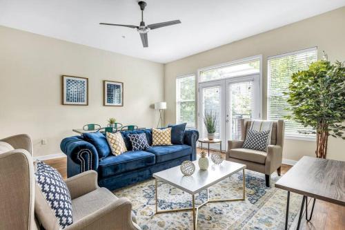 Inman Park Apartment | Spacious Beltline loft in Inman Park- Pool gym