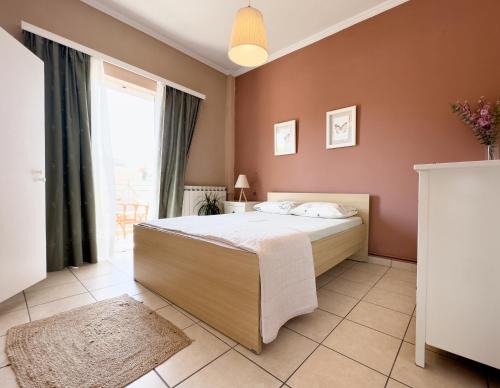 Lavreotiki Apartment | Spacious & Bright flat with balcony