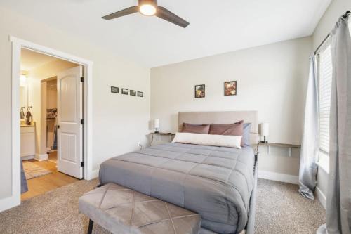 Williamsburg House | Spacious Condo with Combined units at Traverse City