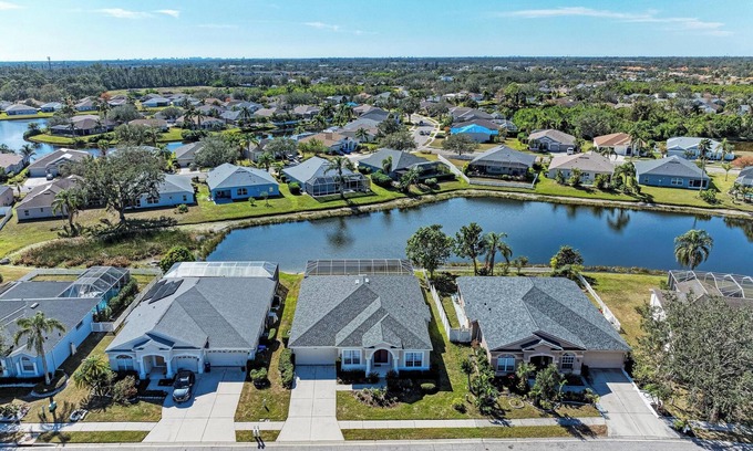 Sabal Harbour House | Spacious, family friendly 4-bedroom, pool/spa lakefront home.