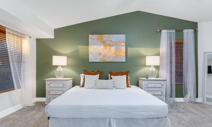 Red Mountain Ranch House | Spacious Family Friendly Getaway!