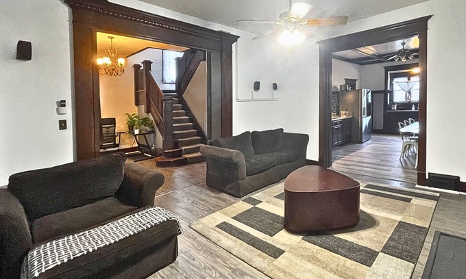 Evansville House | Spacious Home close to Downtown