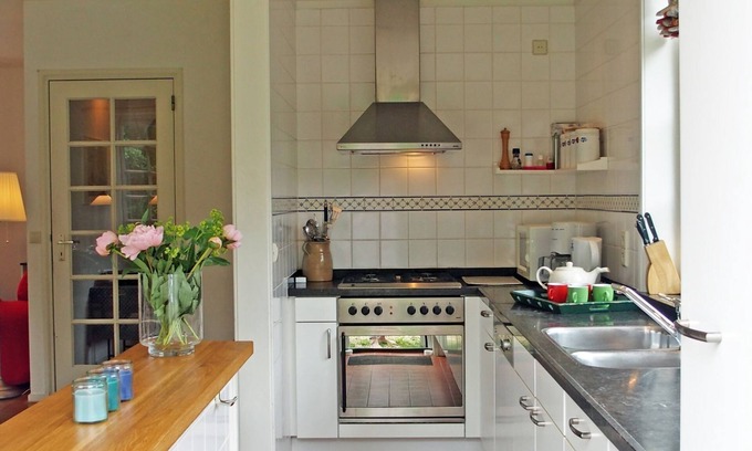 Nieuw-Haamstede House | Spacious home, close to the beach, quietly located in beautiful surroundings