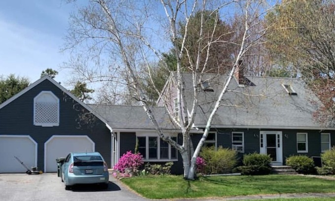 North Deering House | Spacious house in quiet neighborhood