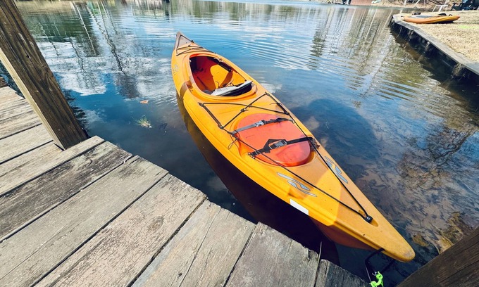 Oconee County Apartment | Spacious Lakeside Garden Level Home with Large Dock, Pet-Friendly!