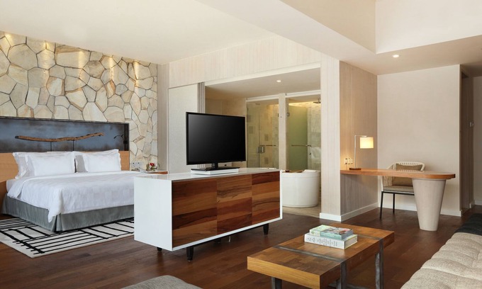 Nakula Apartment | Spacious Modern Suite with Free Minibar Items (T Sand Suite37)