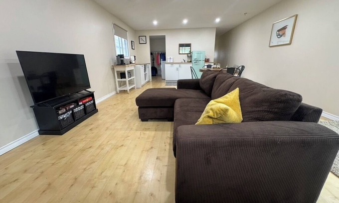 Kamloops House | Spacious Private House. Close to everything!