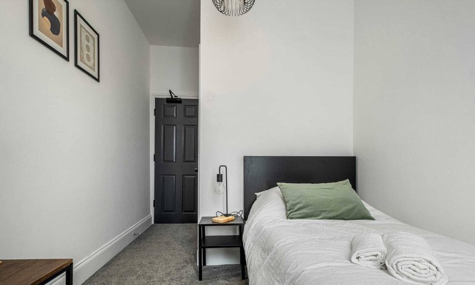 Wallsend House | Spacious single room-ensuite-Newcastle