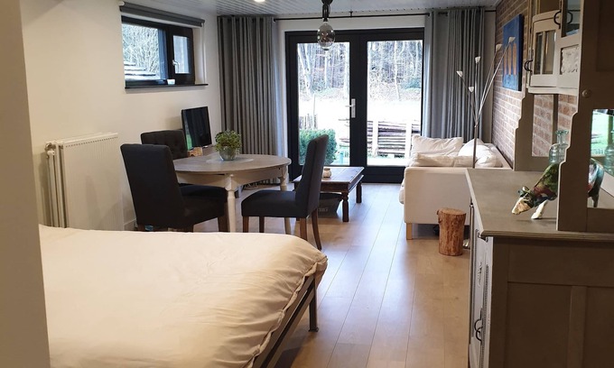 Knegsel Apartment | Spacious Studio, in wooded hiking/biking area. Near ASML.
