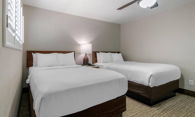 Jekyll Island House | Spacious Suite w/Kitchen Ideal for Relaxing Jekyll Island Retreat | Onsite Pool