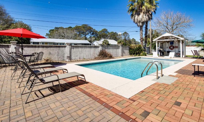 Tybee Island House | Spacious Tybee Island Retreat with Private Pool