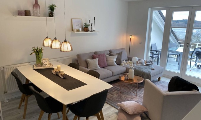 Lietzow Apartment | Spacious vacation apartment with two balconies, sauna and spectacular water views